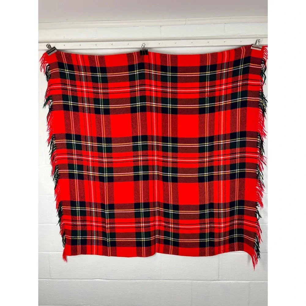 Vintage plaid blanket throw 55X54 fringe Red Christmas decor Stadium car